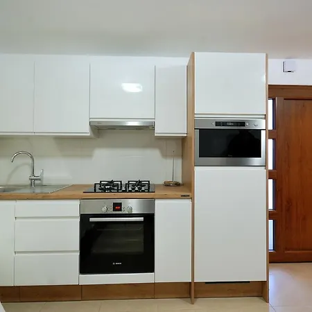 Luti Appartement Pula